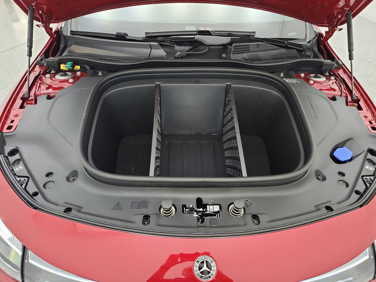 New 2026 MANUFAKTUR Patagonia Red Metallic Mercedes-Benz CLA 350 image 12