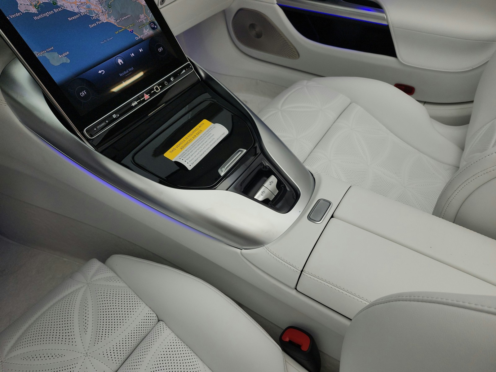 New 2026 MANUFAKTUR Garnet Red Metallic (Red Ambiance) Mercedes-Benz Maybach SL 680 Monogram Series image 12