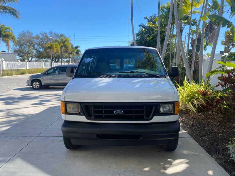 2003 Ford Econoline Cargo Van E 250 SUPER CARGO LOW MILES 67,419 in , 
