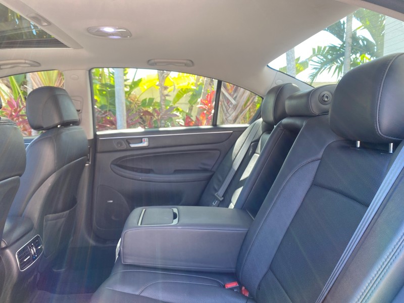 2012 Hyundai Genesis 3.8L SUNROOF PREM PKG in , 