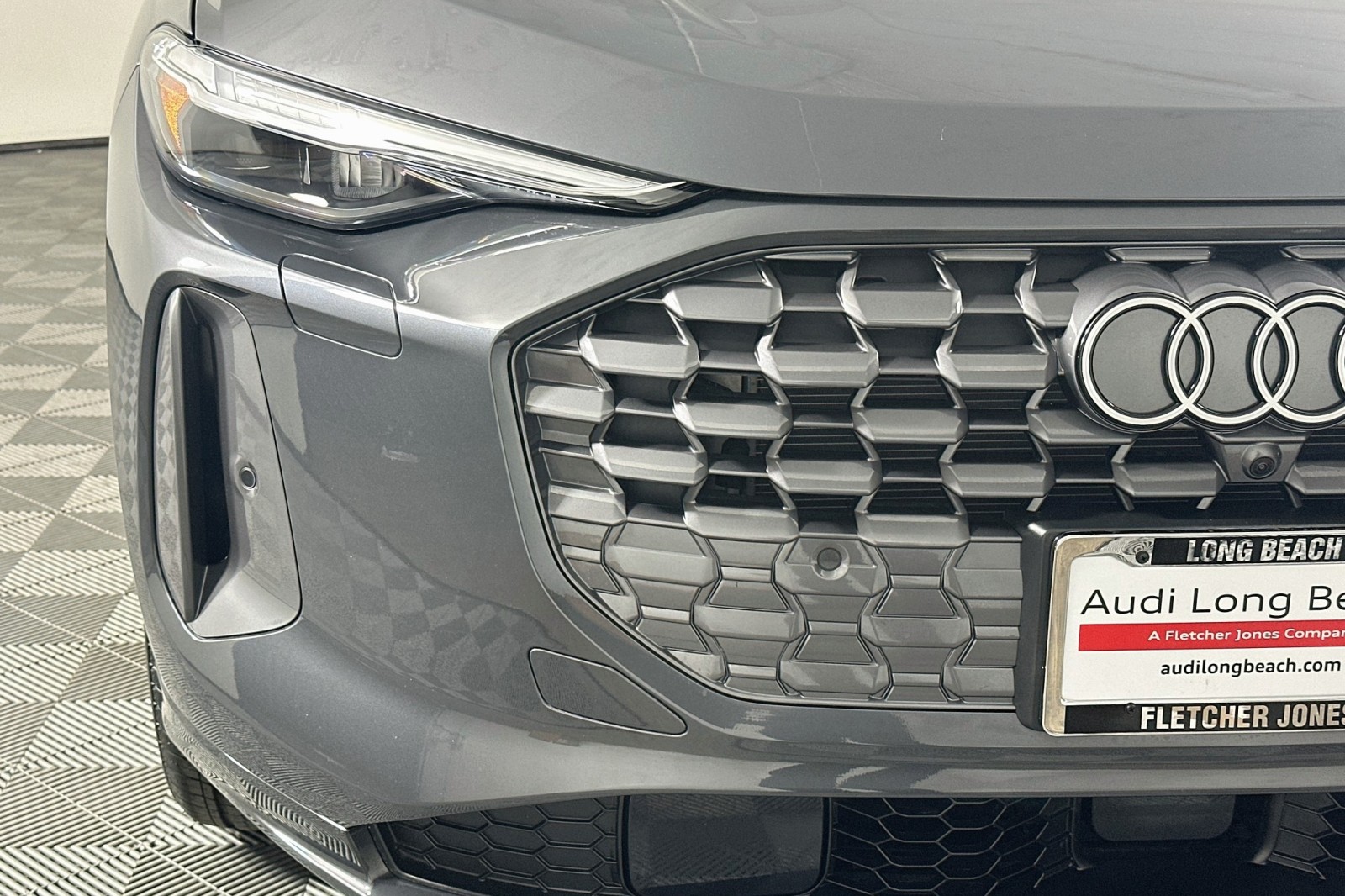 Used 2025 Tambora Gray Metallic Audi Premium Plus image 16