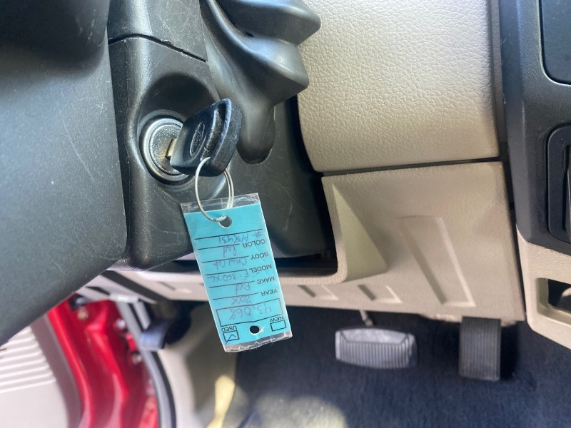 2008 Ford Super Duty F-350 DRW XL LOW MILES 43,076 4WD in ,