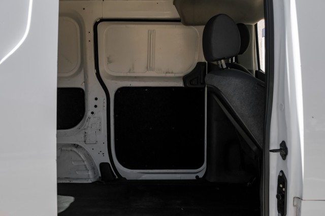 2019 Nissan NV200 Compact Cargo S 36