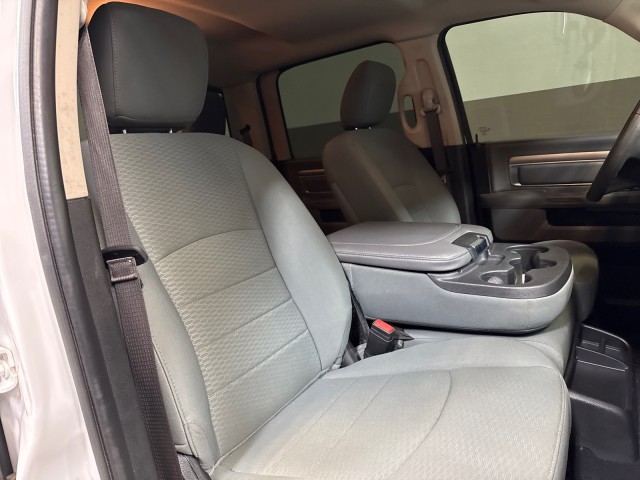 2020 Ram 1500 Classic SLT 4WD 5.7L-V8 in ,