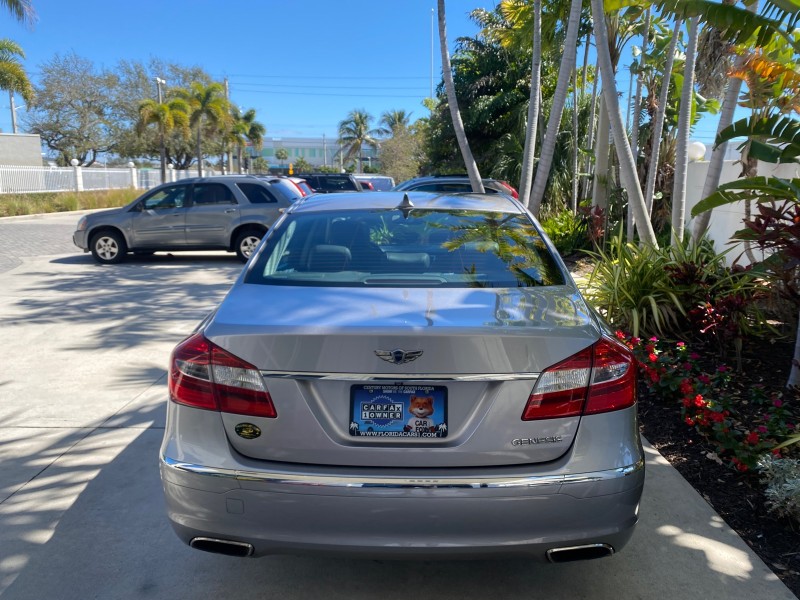 2012 Hyundai Genesis 3.8L SUNROOF PREM PKG in , 