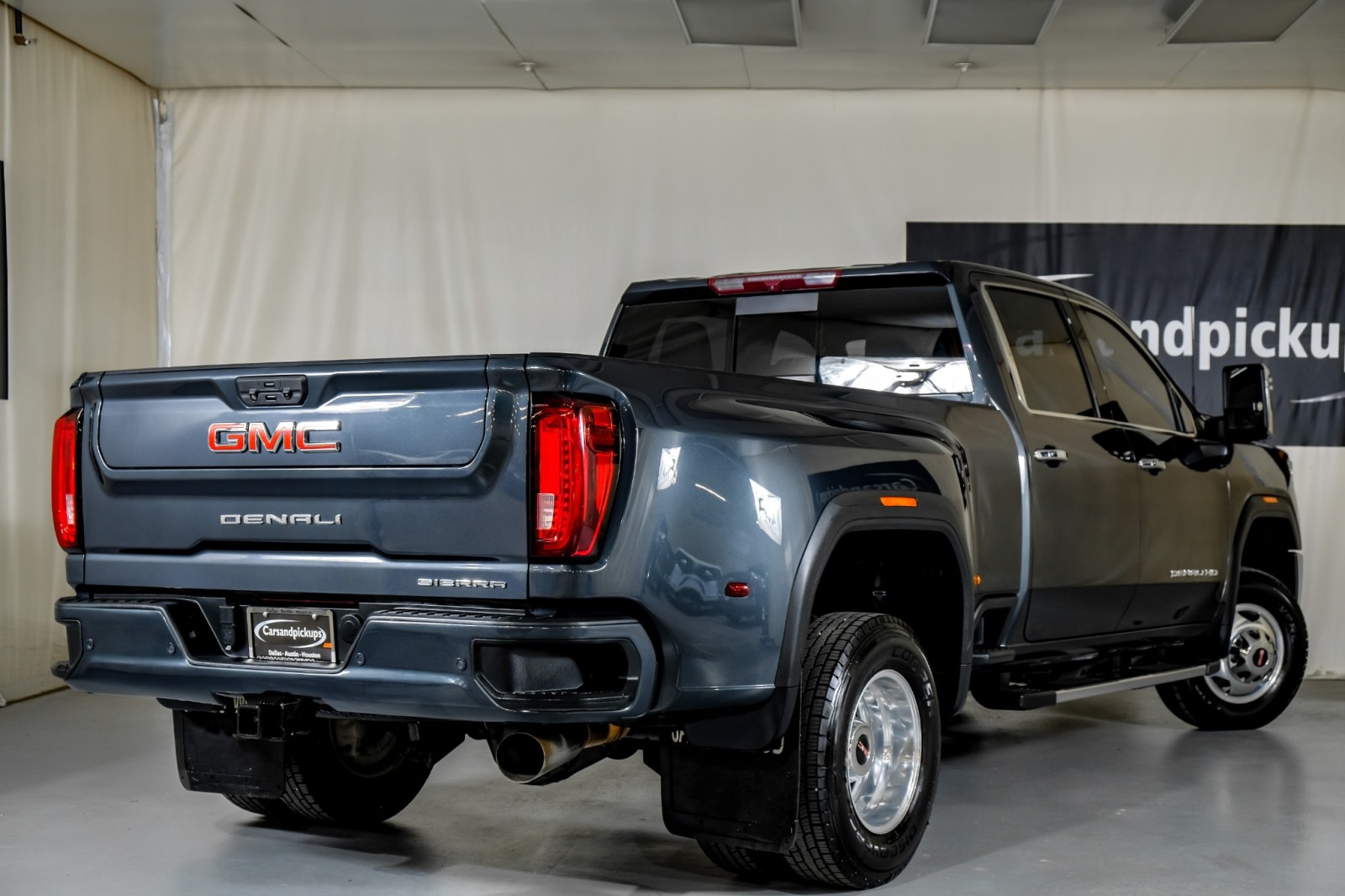 2022 GMC Sierra 3500HD Denali 8