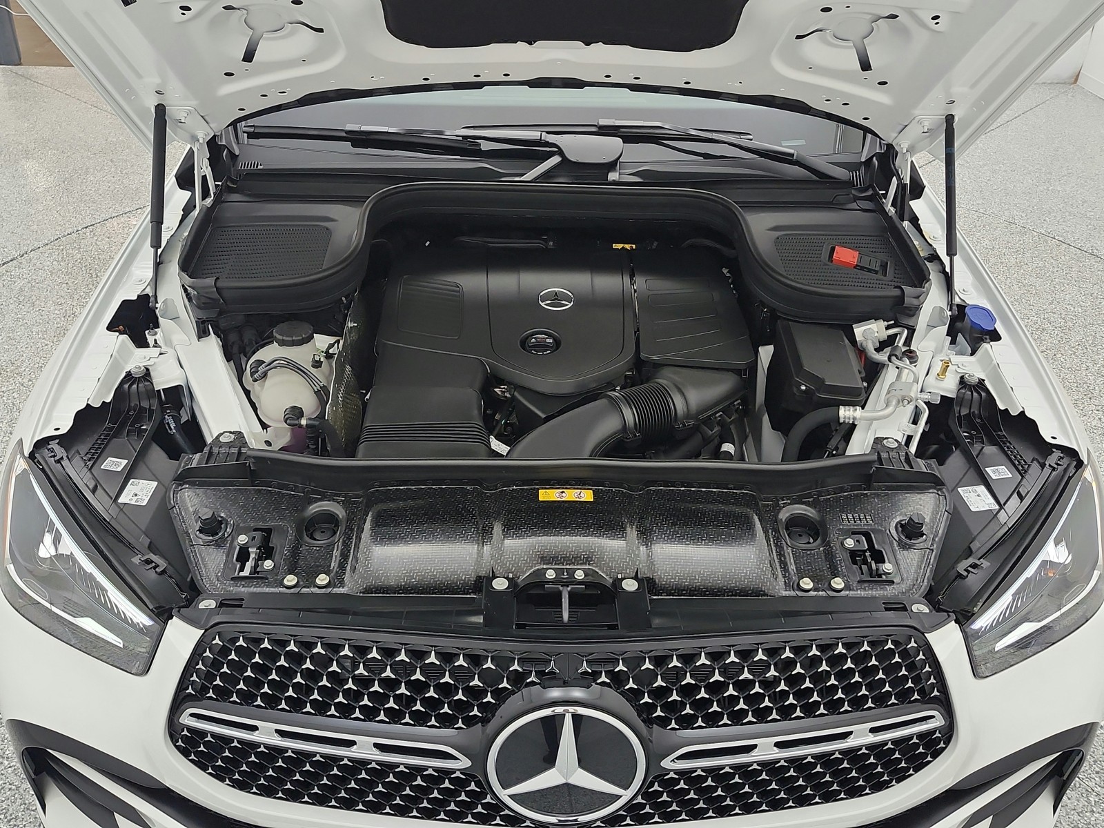 New 2026 Polar White Mercedes-Benz GLE 350 image 12
