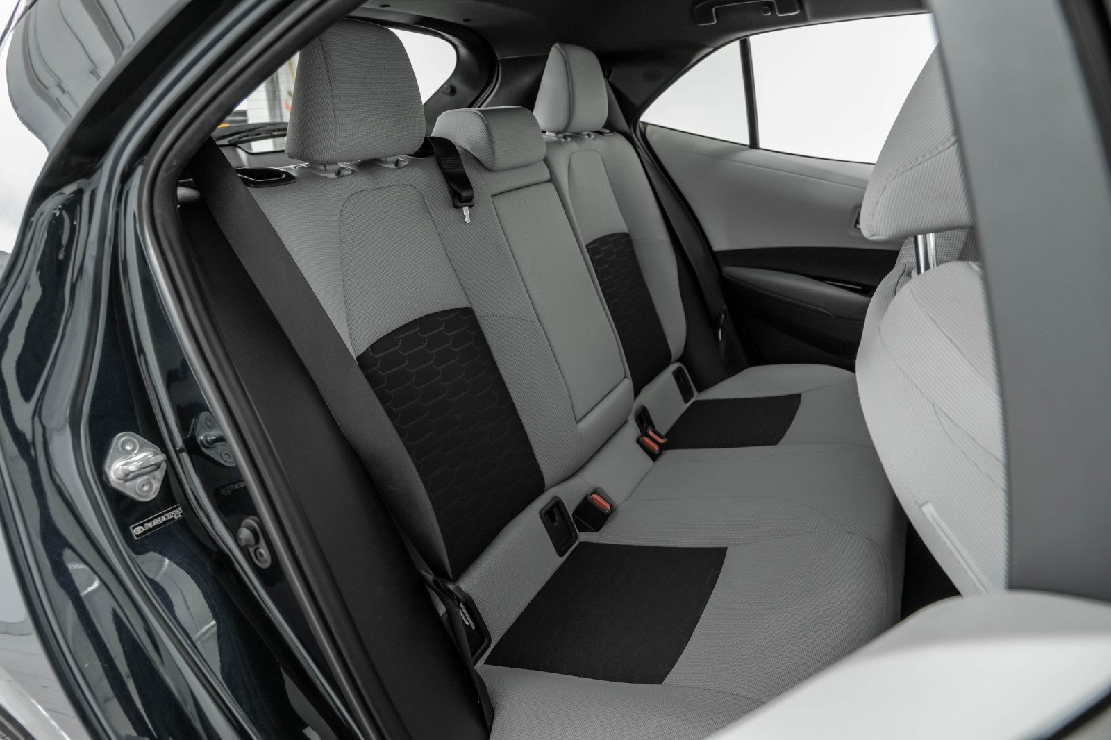 2019 Toyota Corolla Hatchback SE PRE COLLISION SYSTEM LANE DEPARTURE ALERT REAR  37
