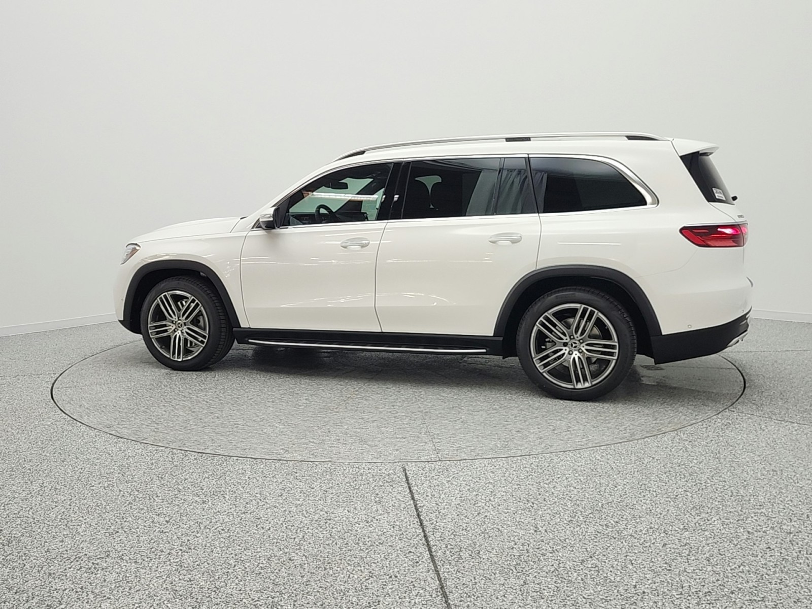 New 2026 Polar White Mercedes-Benz GLS 450 image 8