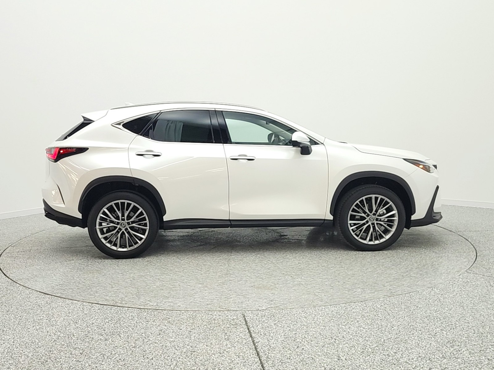 Used 2025 Eminent White Pearl Lexus NX 350 Premium AWD image 4