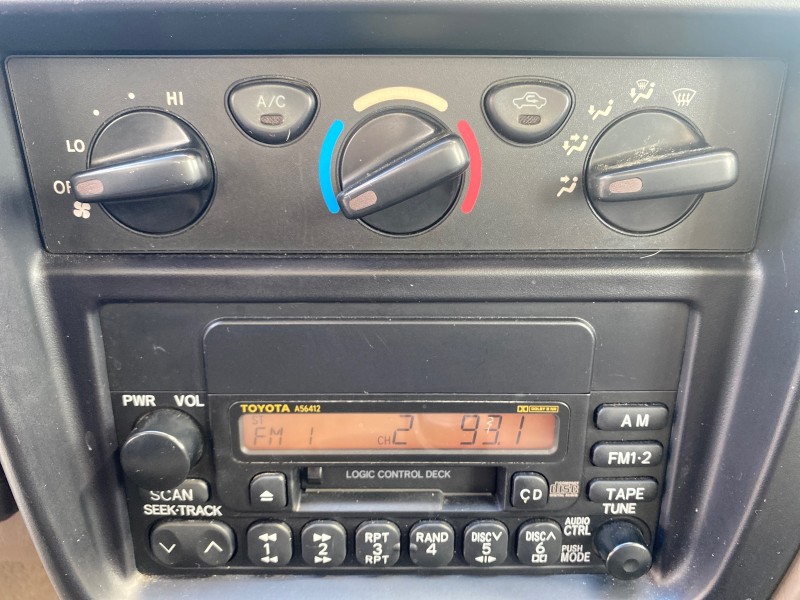 2002 Toyota Tacoma 1 OWNER AUTO AC 4 CYL in , 