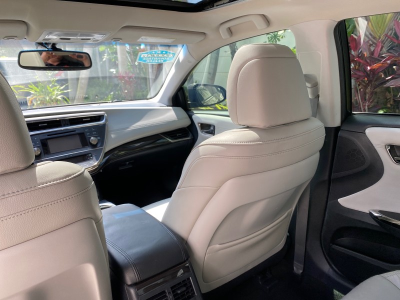 2013 Toyota Avalon XLE Premium LOW MILES 56,196 in , 