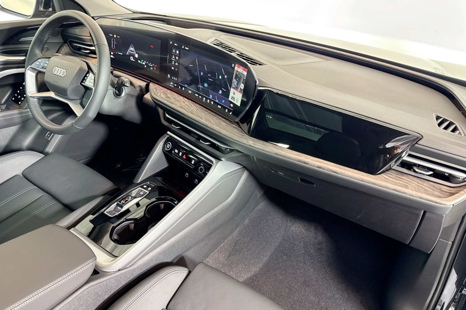 New 2025 Tambora Gray Metallic Audi Premium Plus 2.0 TFSI quattro image 28