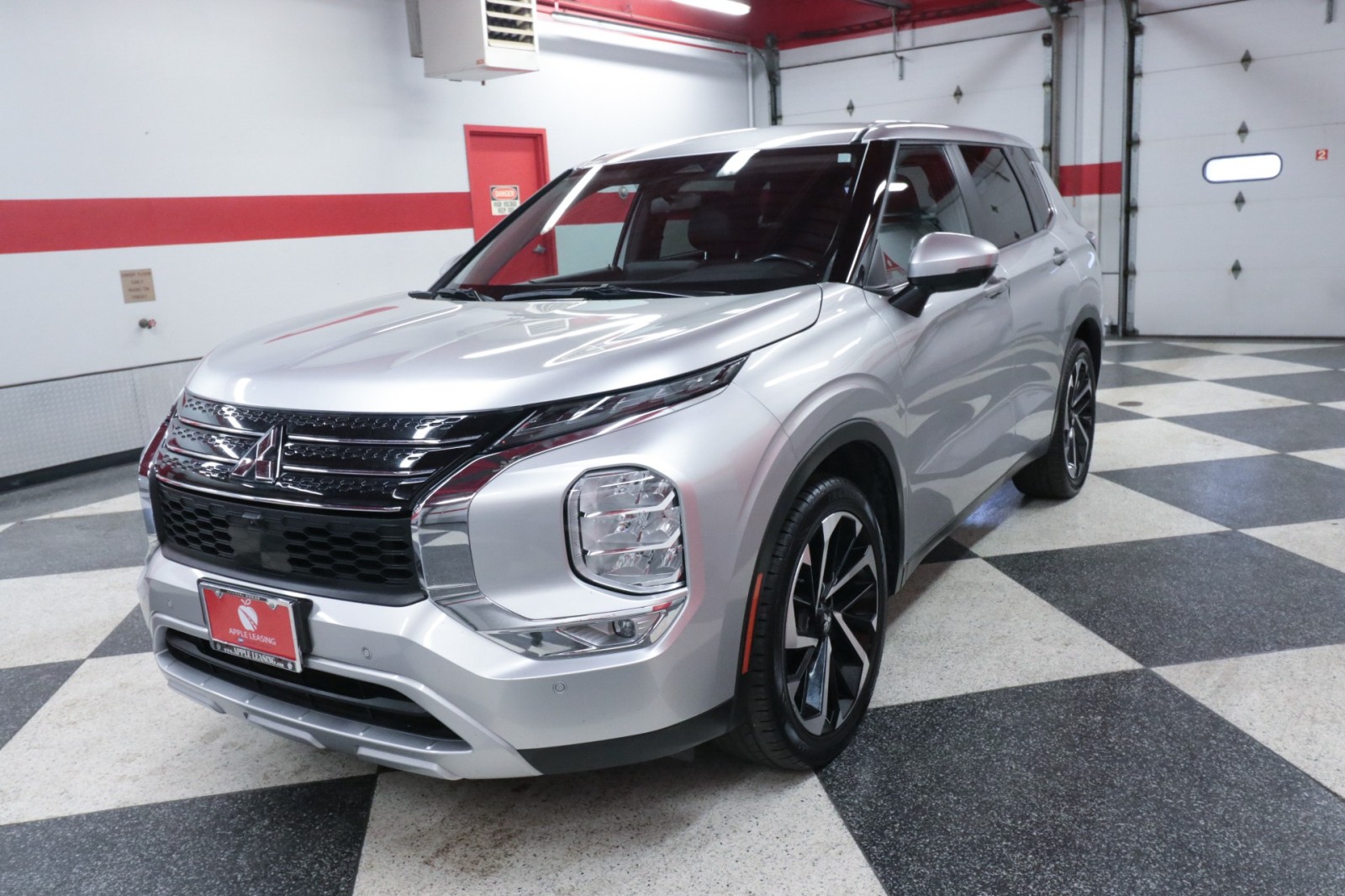 Used Car 2024 Mitsubishi Outlander  Se For Sale Under $25,000 In Austin, Texas