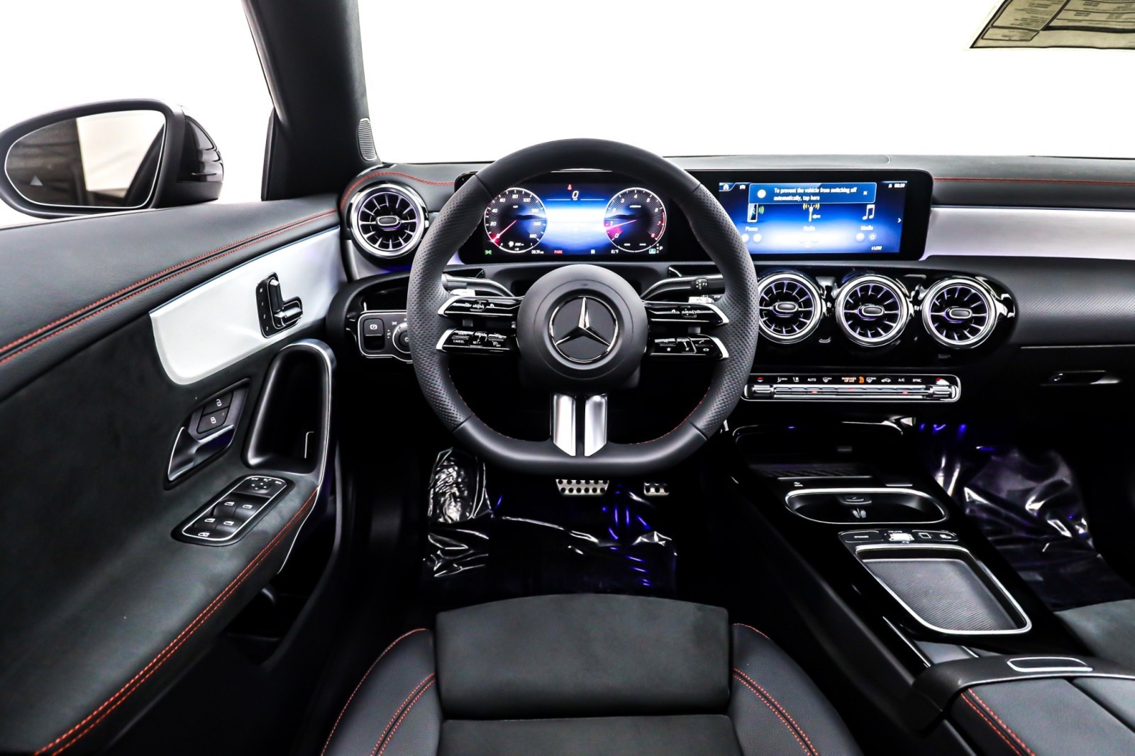 New 2026 Night Black Mercedes-Benz CLA 250 image 4