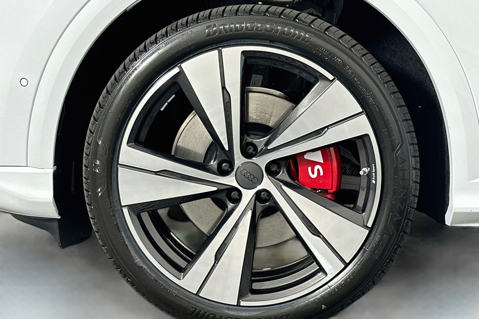 New 2026 Glacier White Metallic Audi Premium Plus image 11