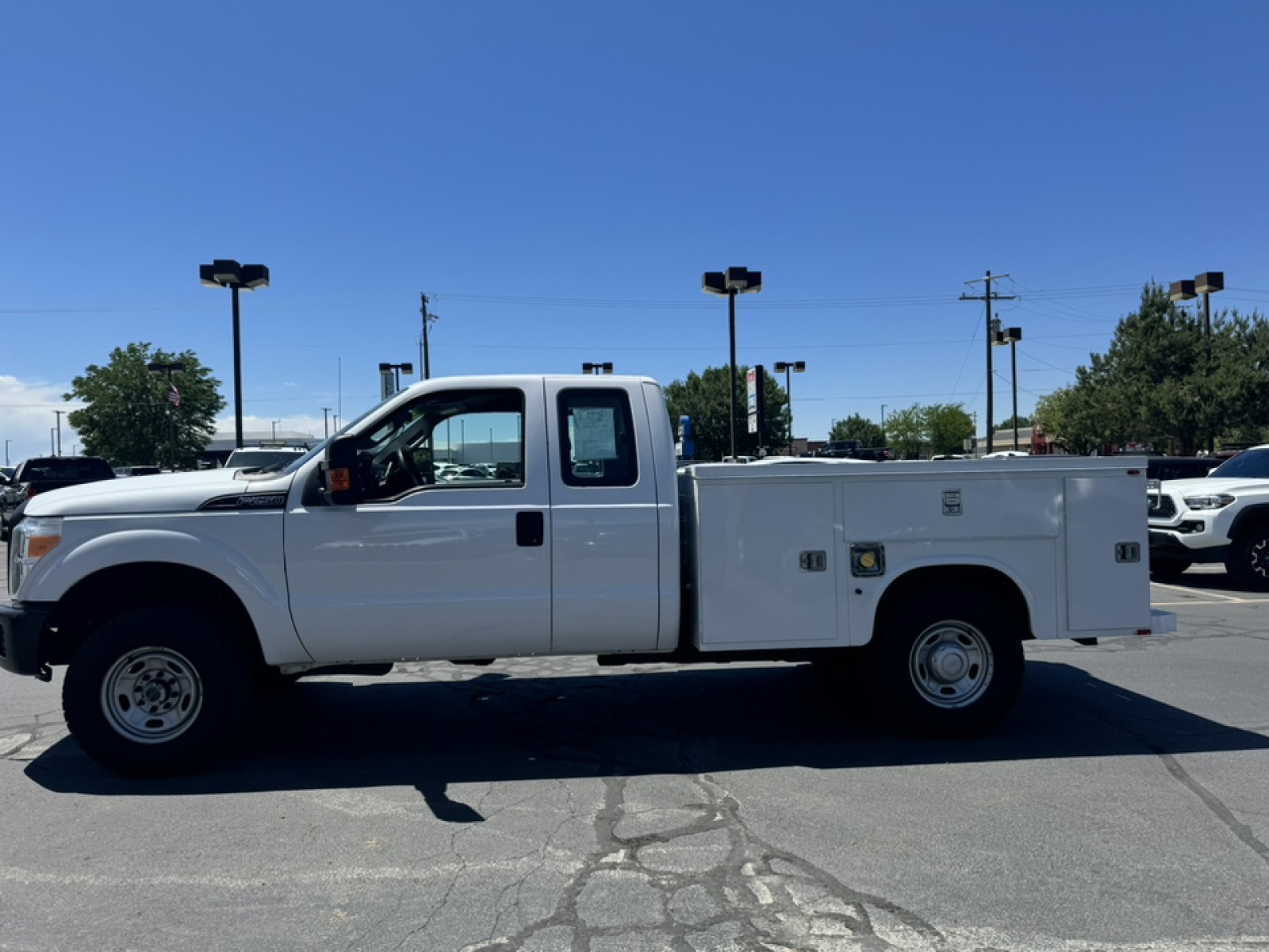 2014 Ford Super Duty F-250 SRW XL 3