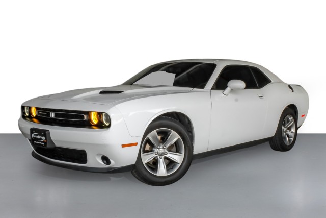 2019 Dodge Challenger SXT 4