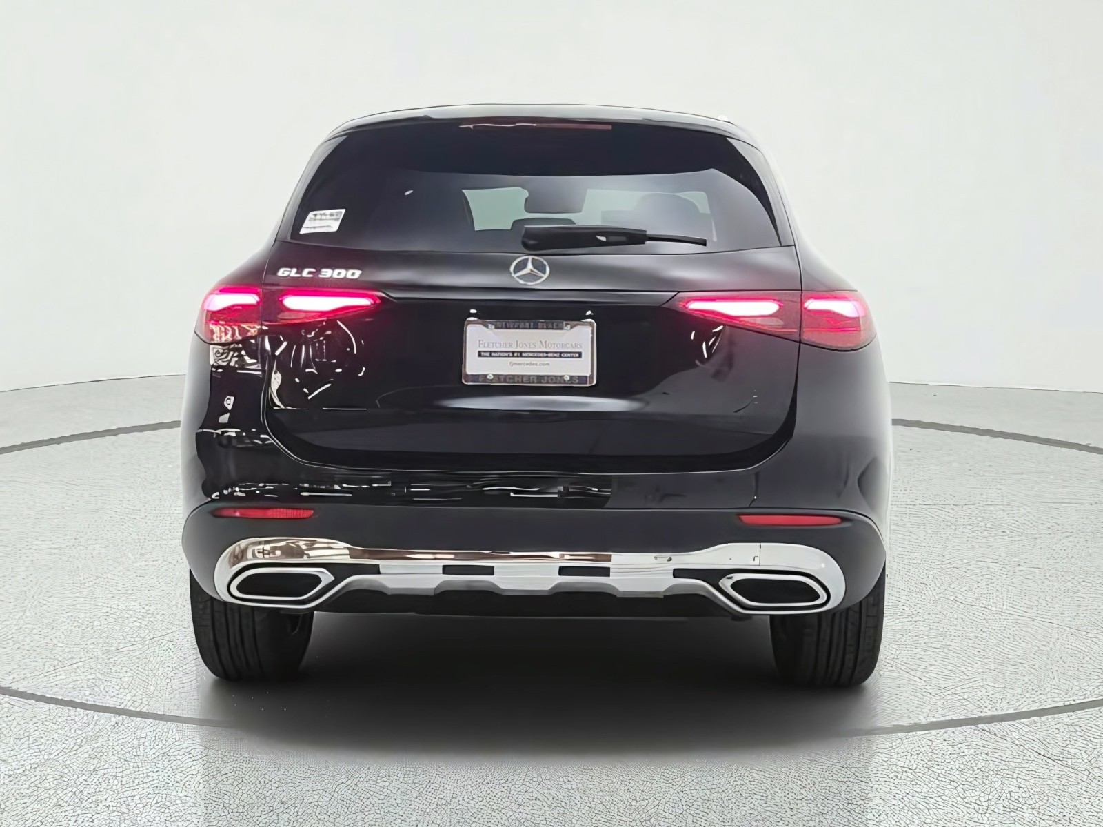 New 2026 Black Mercedes-Benz GLC 300 SUV image 6