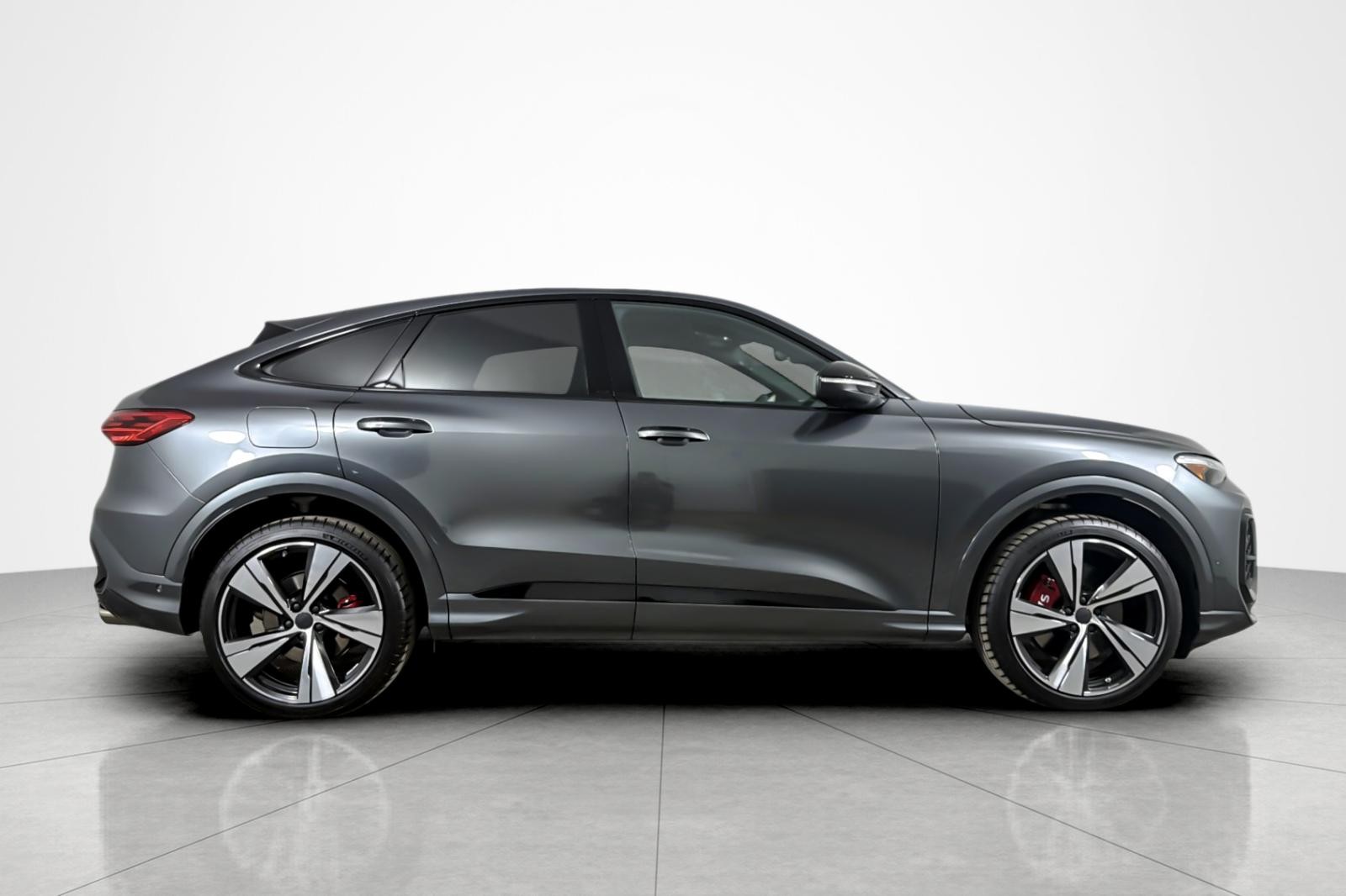 New 2026 Daytona Gray Pearl Effect Audi Premium Plus 3.0 TFSI quattro image 7