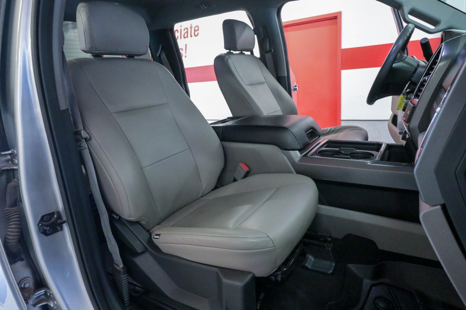 Used Car 2019 Ford Super Duty F-250 Srw  Xlt For Sale Under $50,000 In Austin, Texas