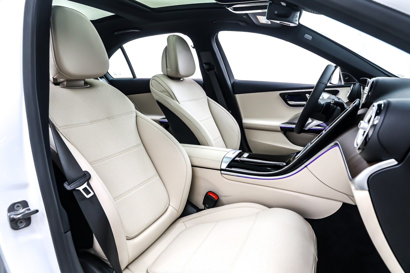 New 2026 Polar White Mercedes-Benz C 300 image 7