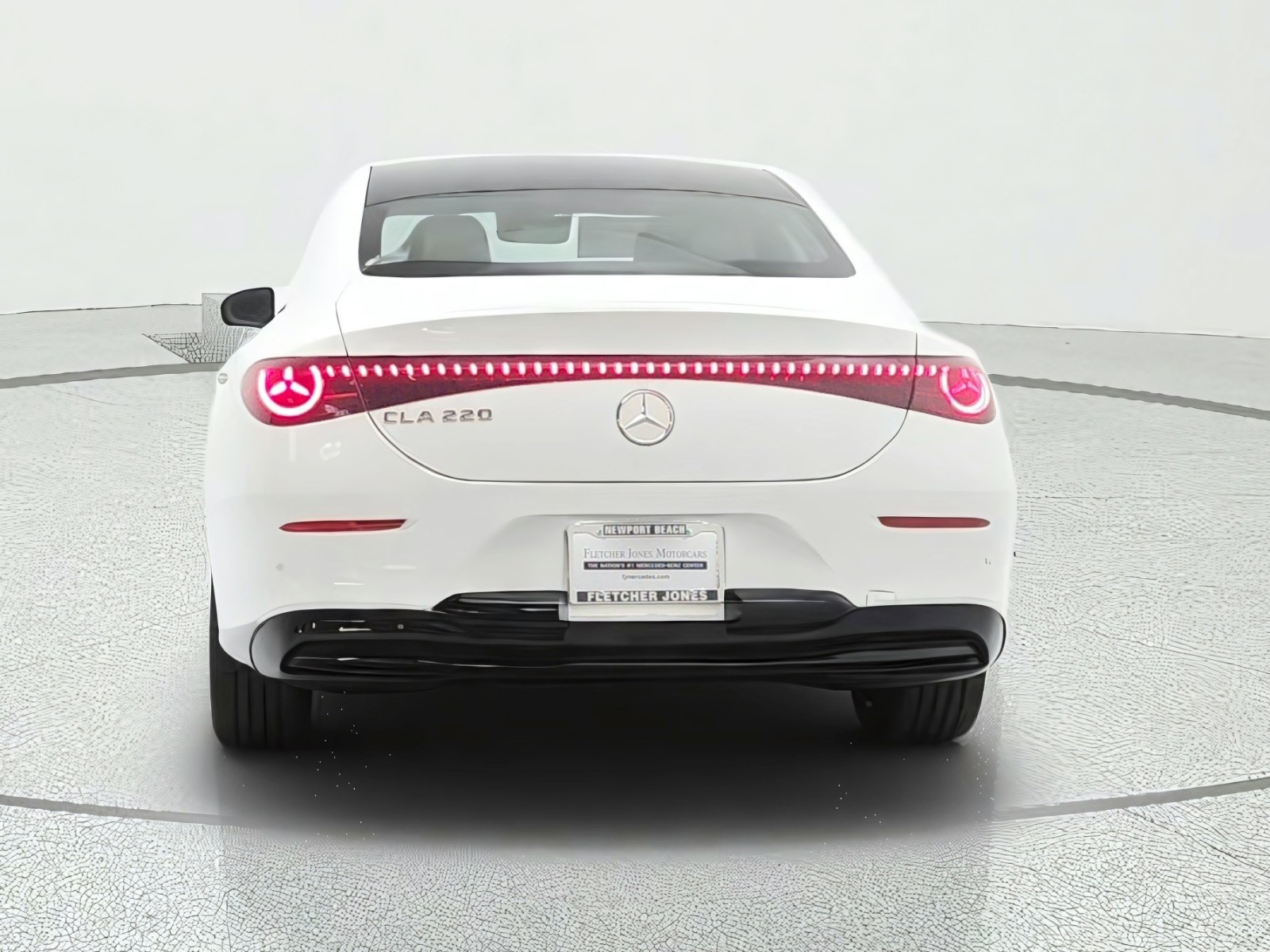 New 2027 Polar White Mercedes-Benz CLA 220 Hybrid FWD image 6