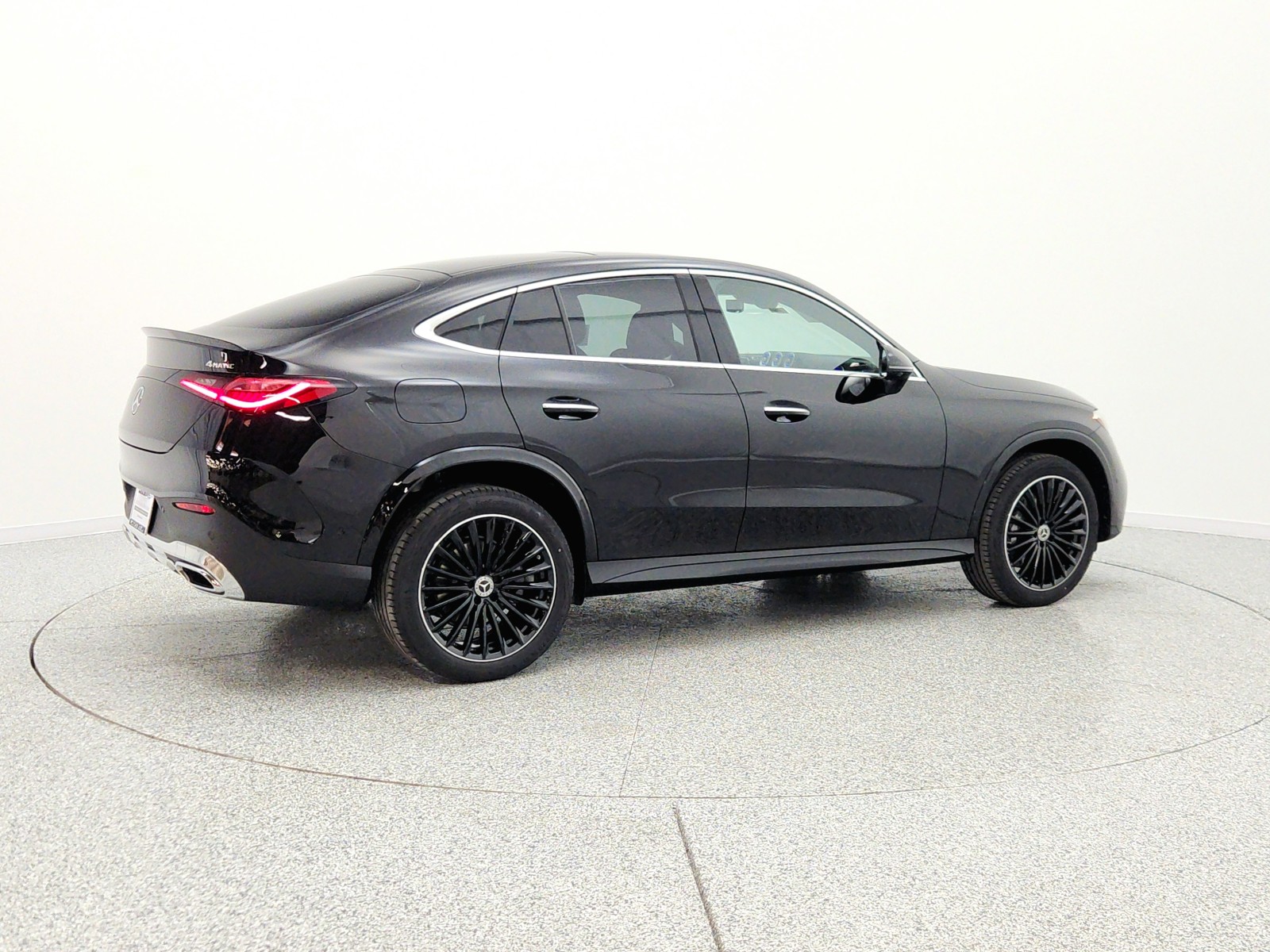 New 2026 Obsidian Black Metallic Mercedes-Benz GLC 300 4MATIC® Coupe image 5
