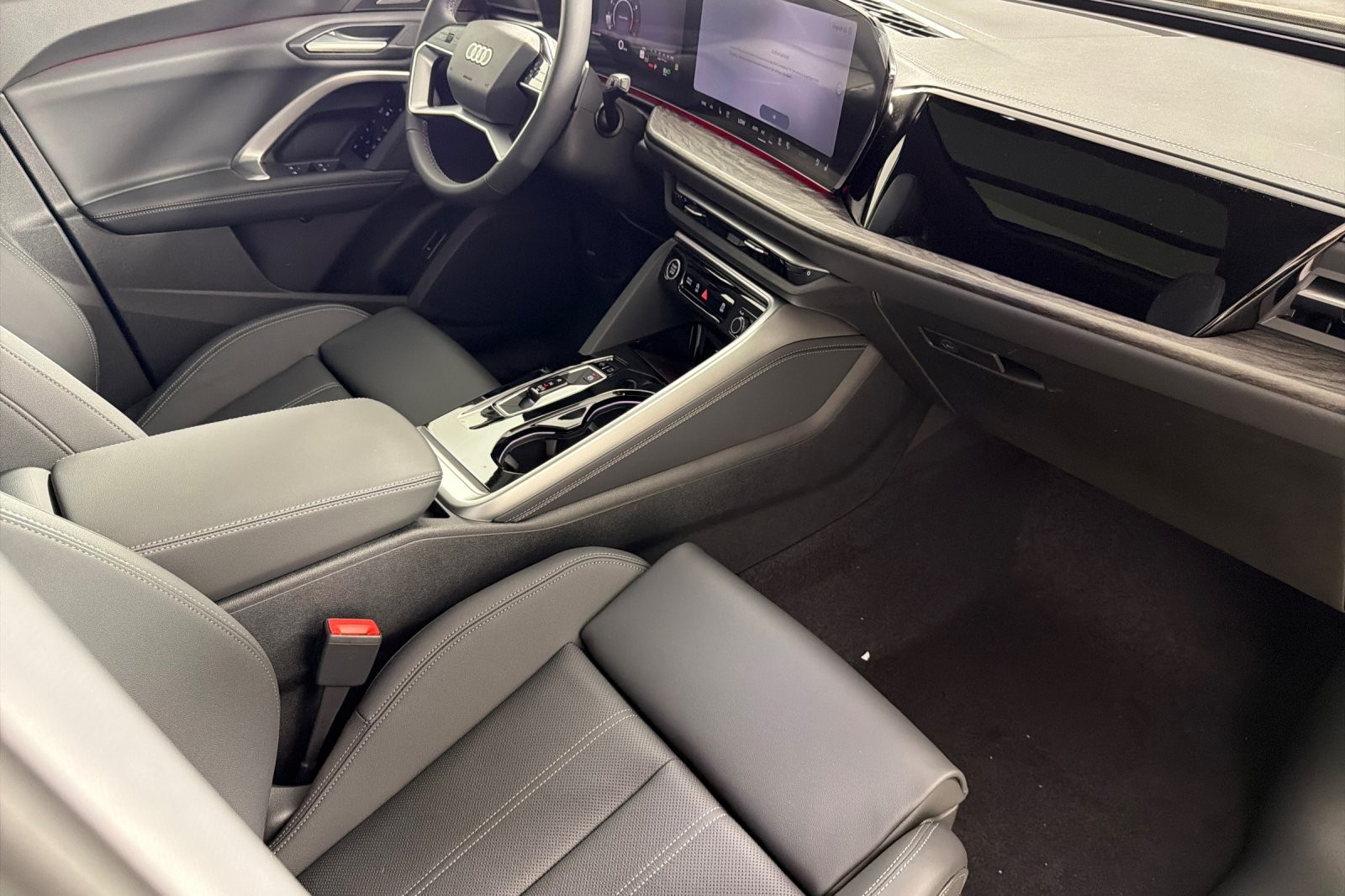 New 2026 Tambora Gray Metallic Audi Premium Plus 2.0 TFSI quattro image 15