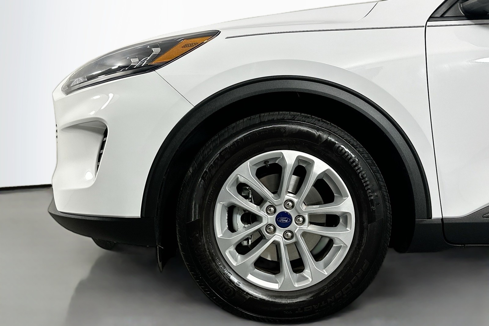 Used 2022 Oxford White Ford S image 12