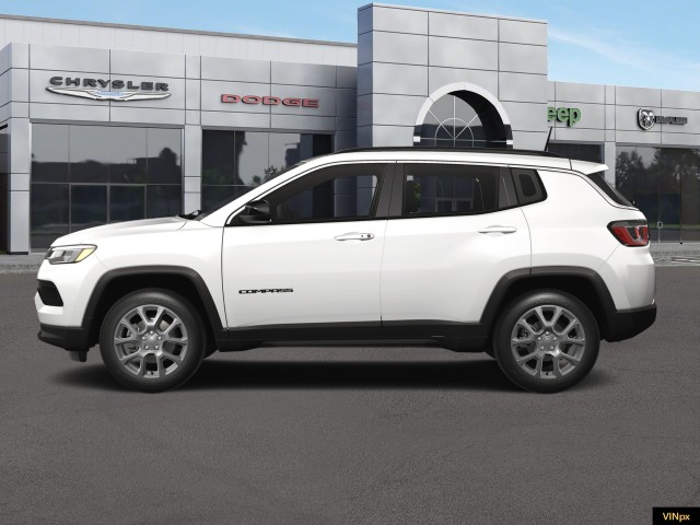 2024 Jeep Compass Latitude Lux 3