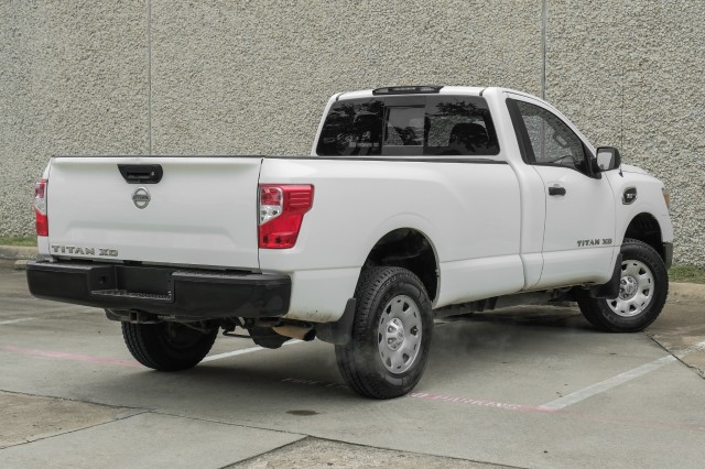 2019 Nissan Titan XD S 12