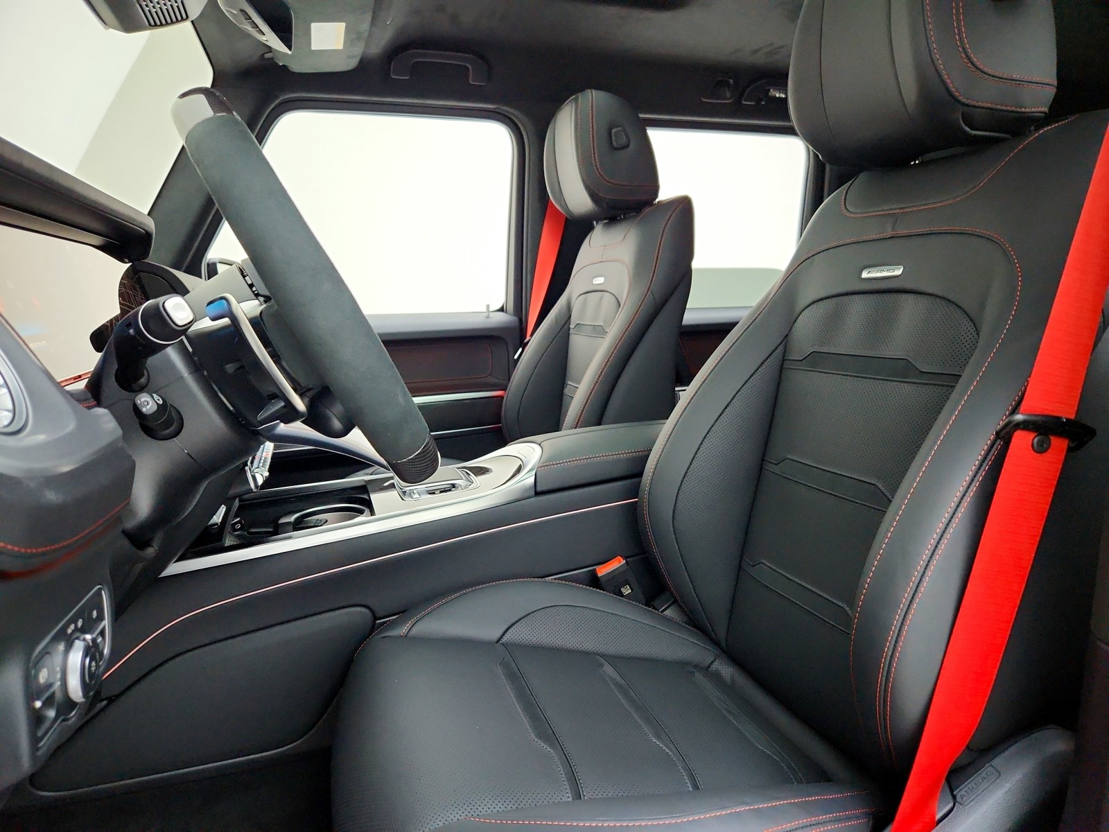 New 2026 COPPER ORANGE MAGNO Mercedes-Benz AMG® G 63 SUV image 17