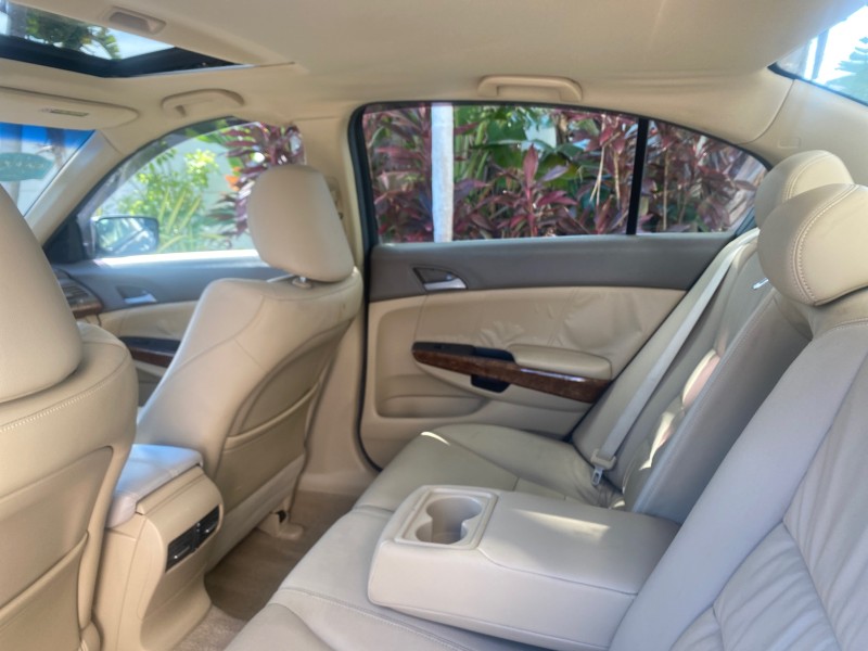 2010 Honda Accord Sdn EX-L LOW MILES 68,167 in , 