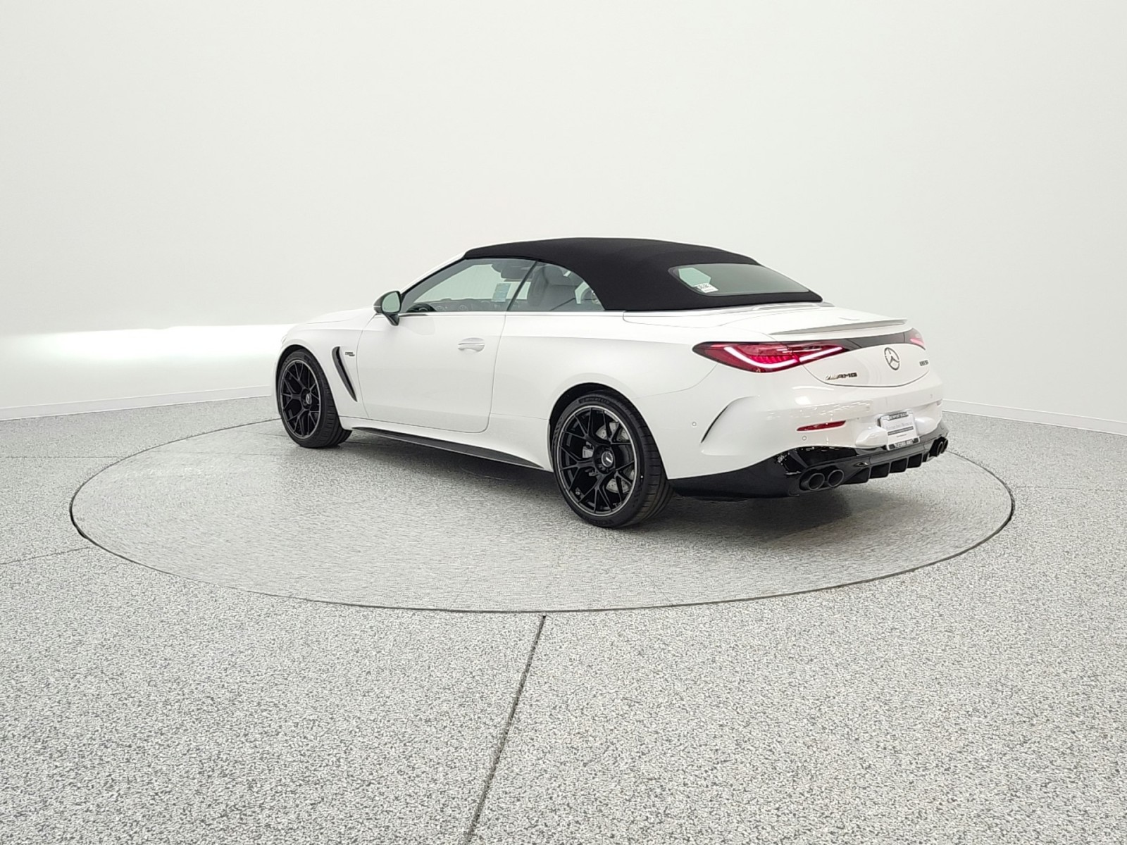 New 2026 MANUFAKTUR Moonlight White Metallic Mercedes-Benz AMG® CLE 53 image 12