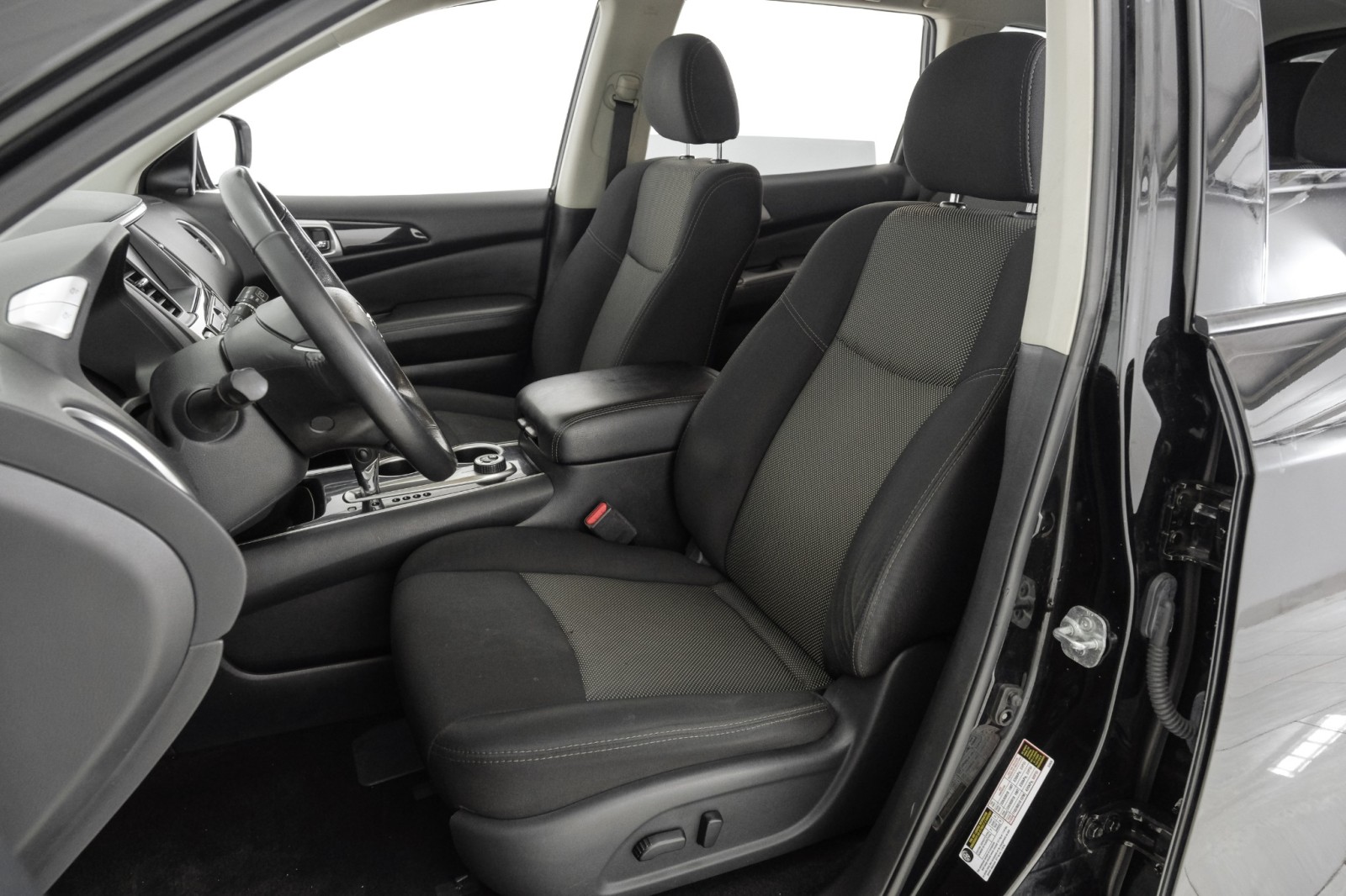 2019 Nissan Pathfinder SV 4WD BLIND SPOT ASSIST THIRD SEAT REAR CAMERA KE 29