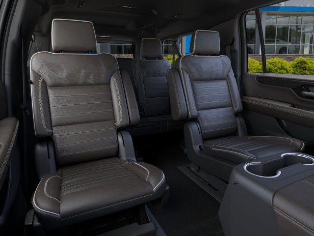 GMCYukon XL17