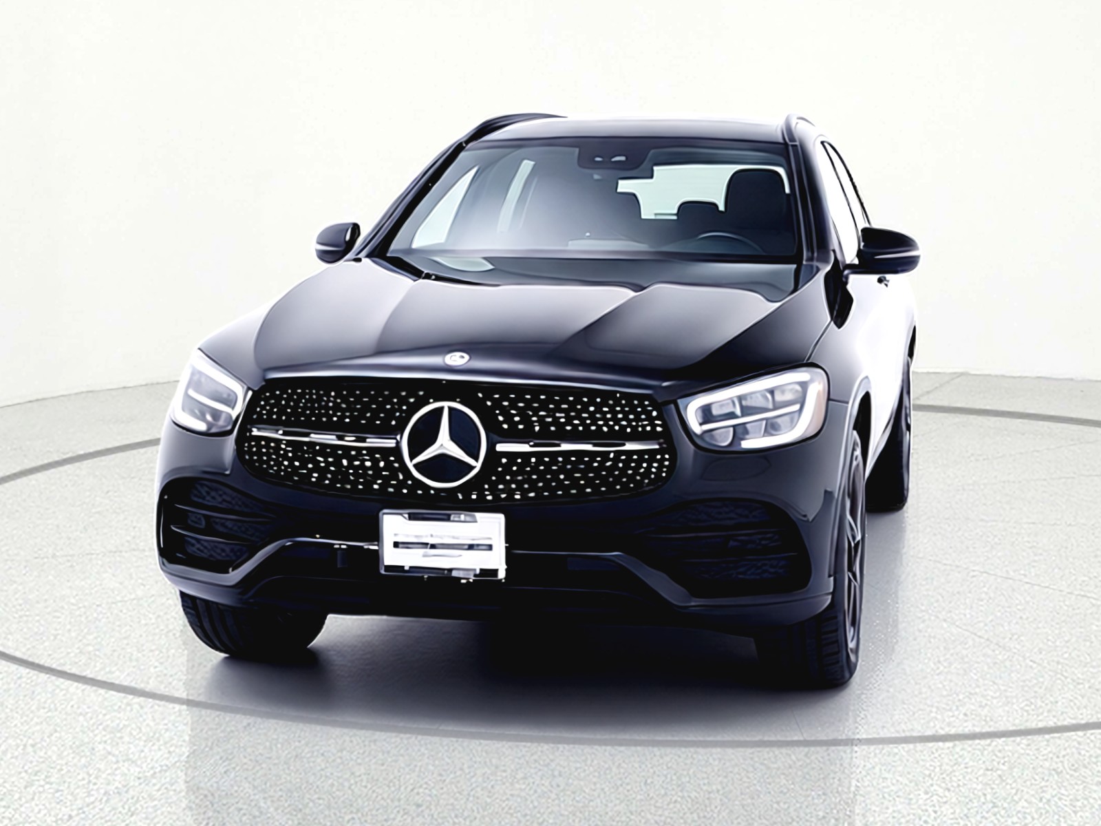Used 2022 Black Mercedes-Benz GLC 300 SUV image 3