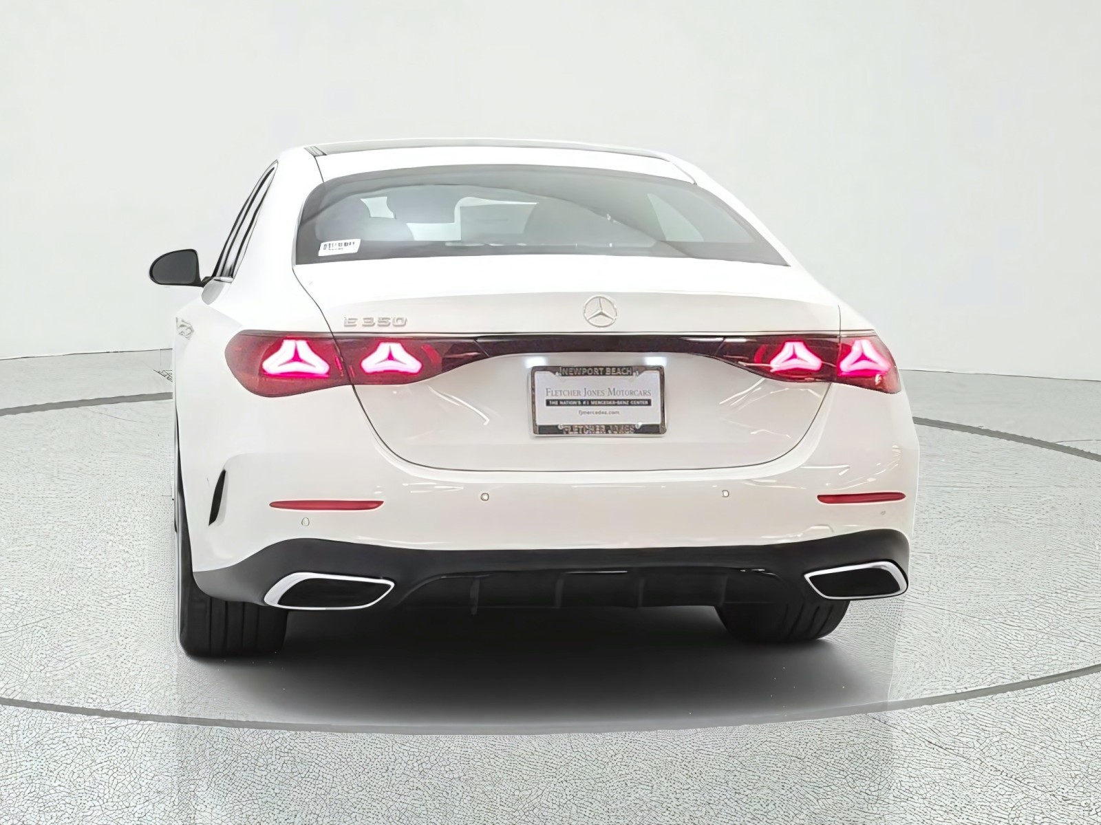 New 2027 Polar White Mercedes-Benz E 350 RWD Sedan image 6