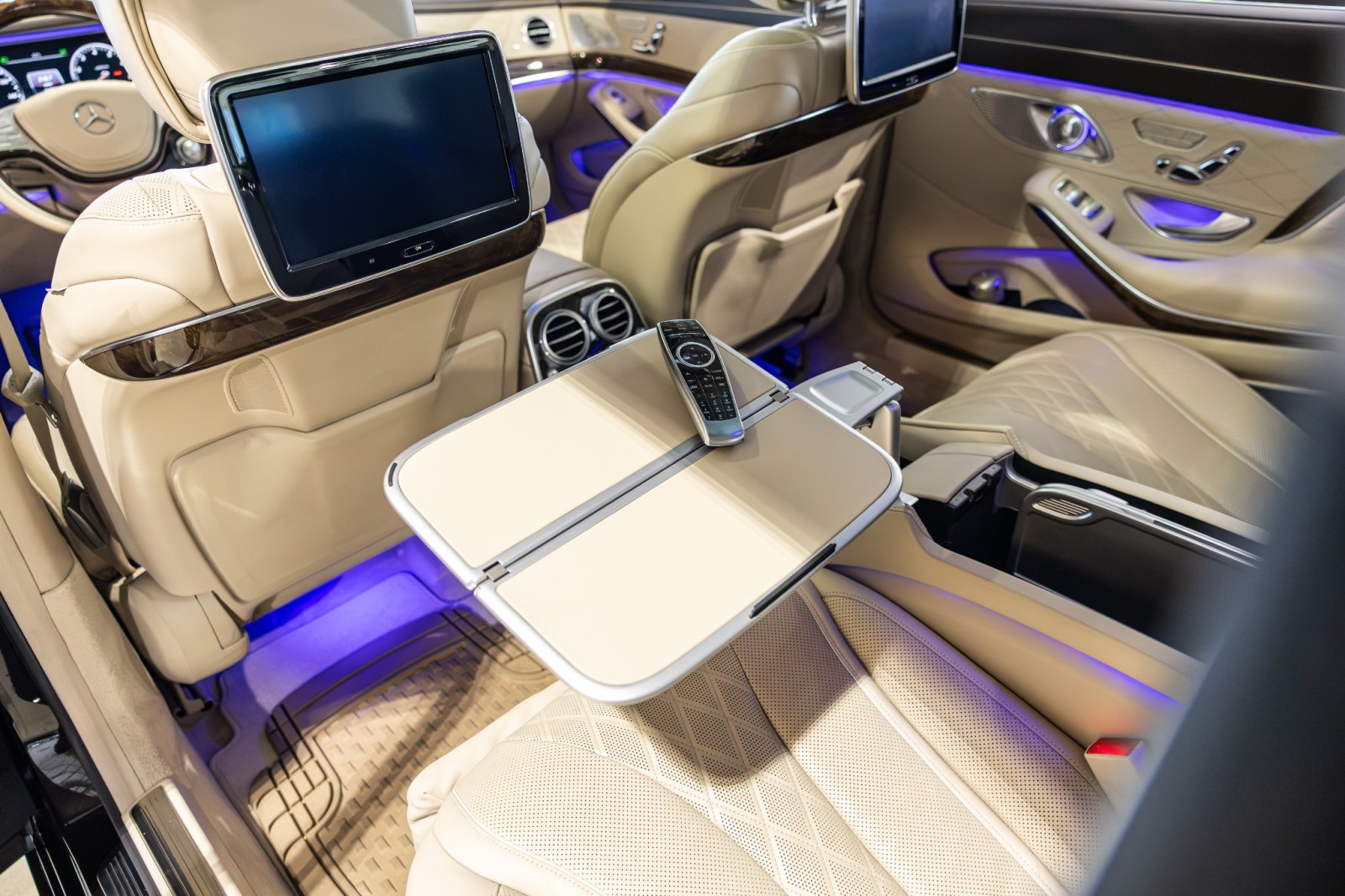 Used Car 2016 Mercedes-benz S-class  Maybach S 600 - One Owner - Ruby Black Paint - Executive Rear Seat Package Plus For Sale Under $70,000 In Boerne, Texas