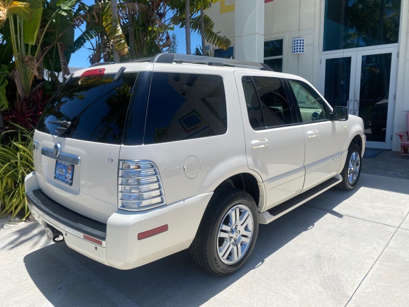 2007 Mercury Mountaineer SUV Premier 1 OWNER in ,