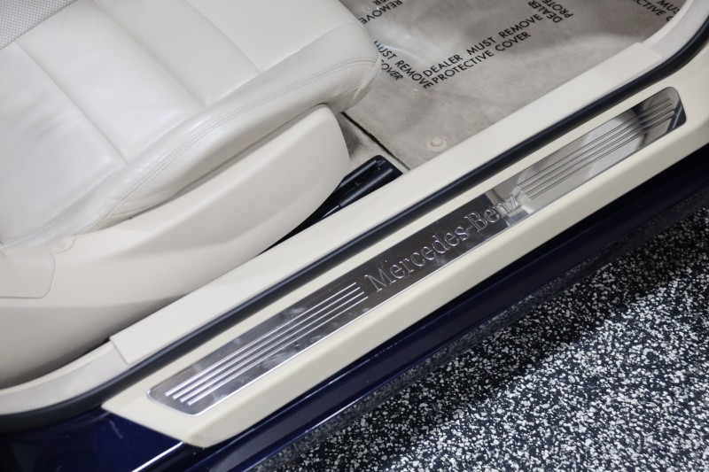 2015 Mercedes-Benz E 400 AMG Sport 2dr Cabriolet in ,