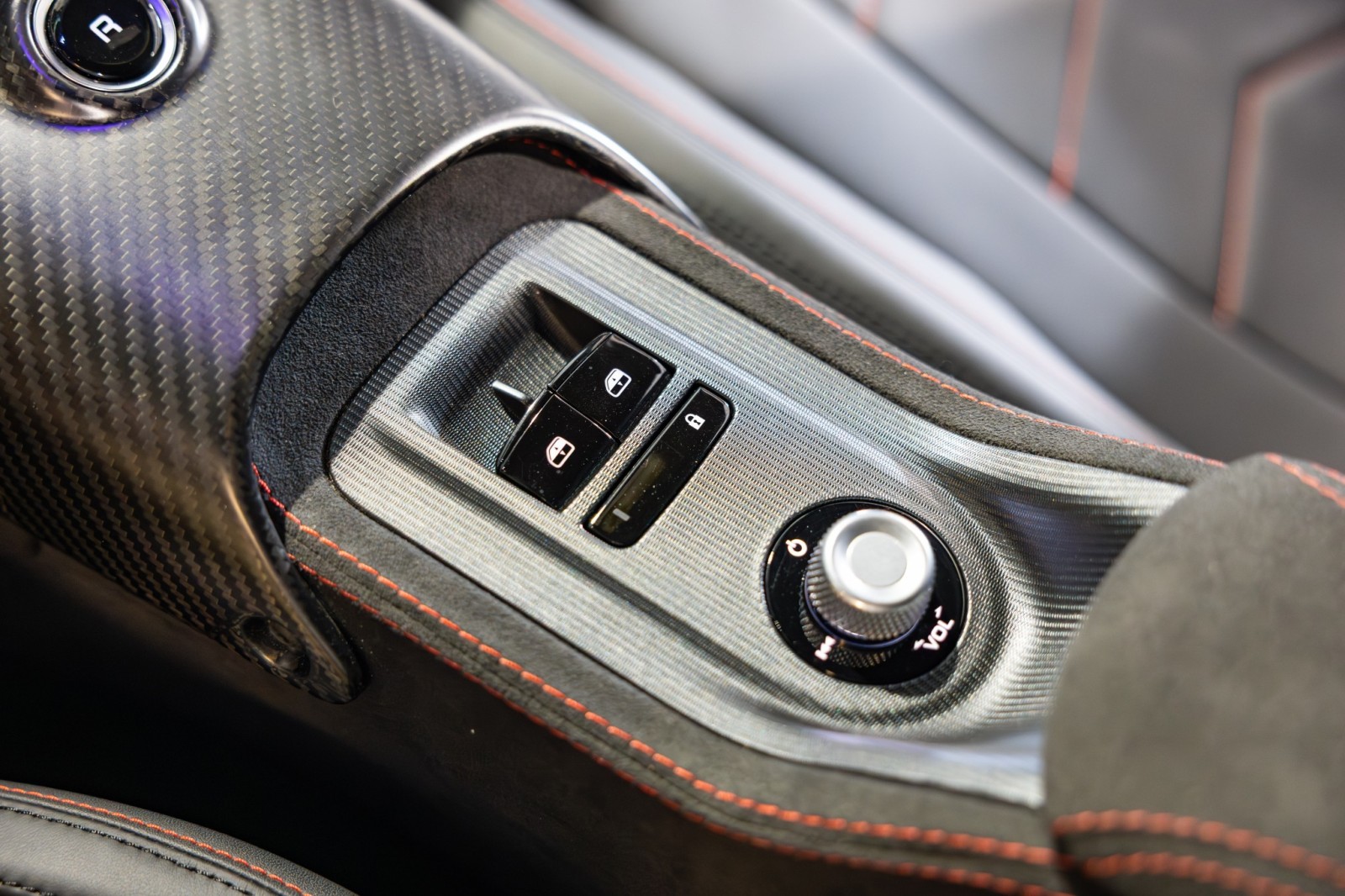 Used Car 2023 Maserati Mc20  - $286,345 Msrp - Carbon Ceramic Brakes - $10k Rosso Vincente Paint - Carbon Fiber Spoiler For Sale Under $200,000 In Boerne, Texas