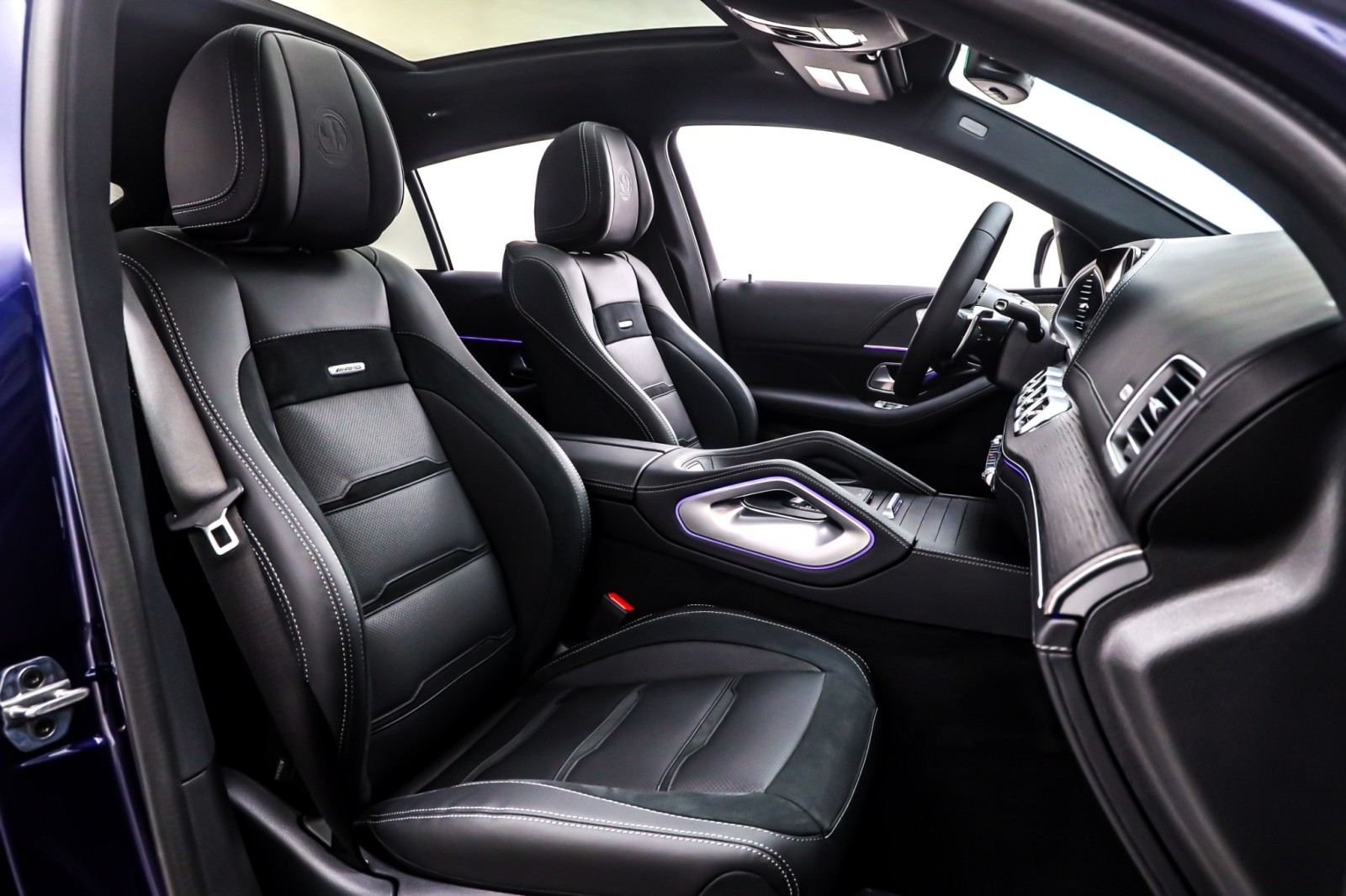 New 2026 MANUFAKTUR Mystic Blue Metallic Mercedes-Benz AMG® GLE 53 4MATIC+ Coupe image 7