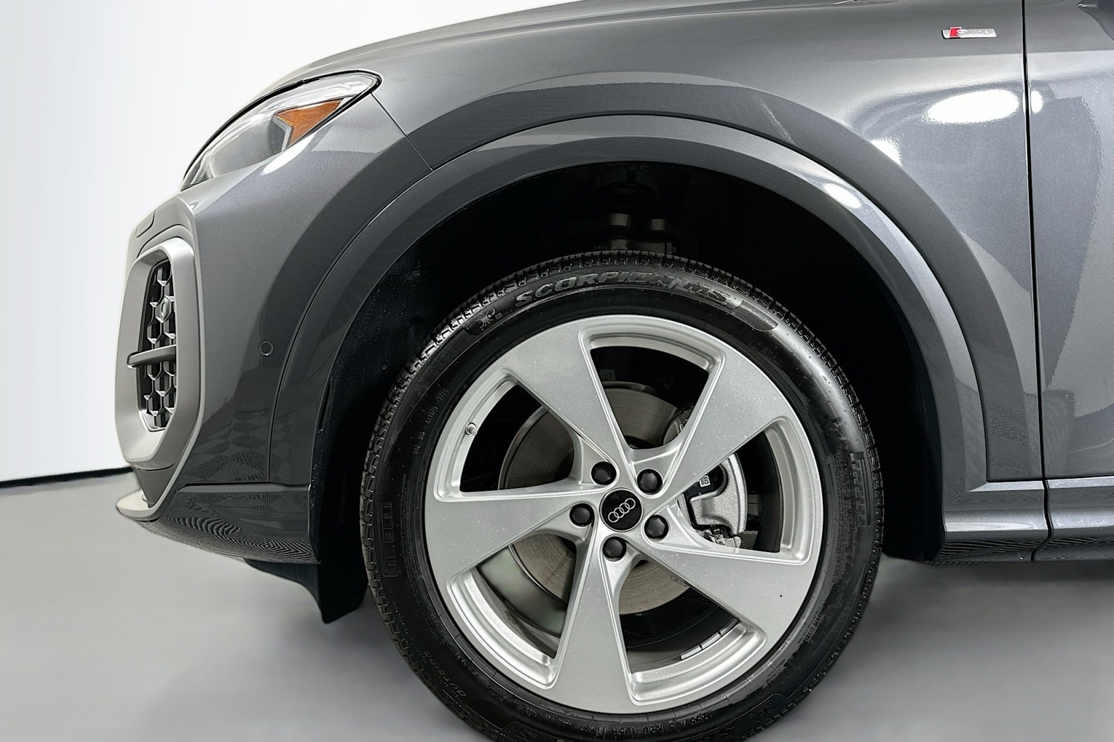 New 2025 Tambora Gray Metallic Audi Premium Plus image 11