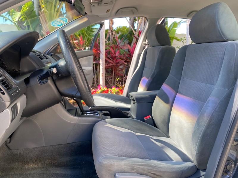 2004 Honda Accord Sdn LX LOW MILES 68,079 in , 