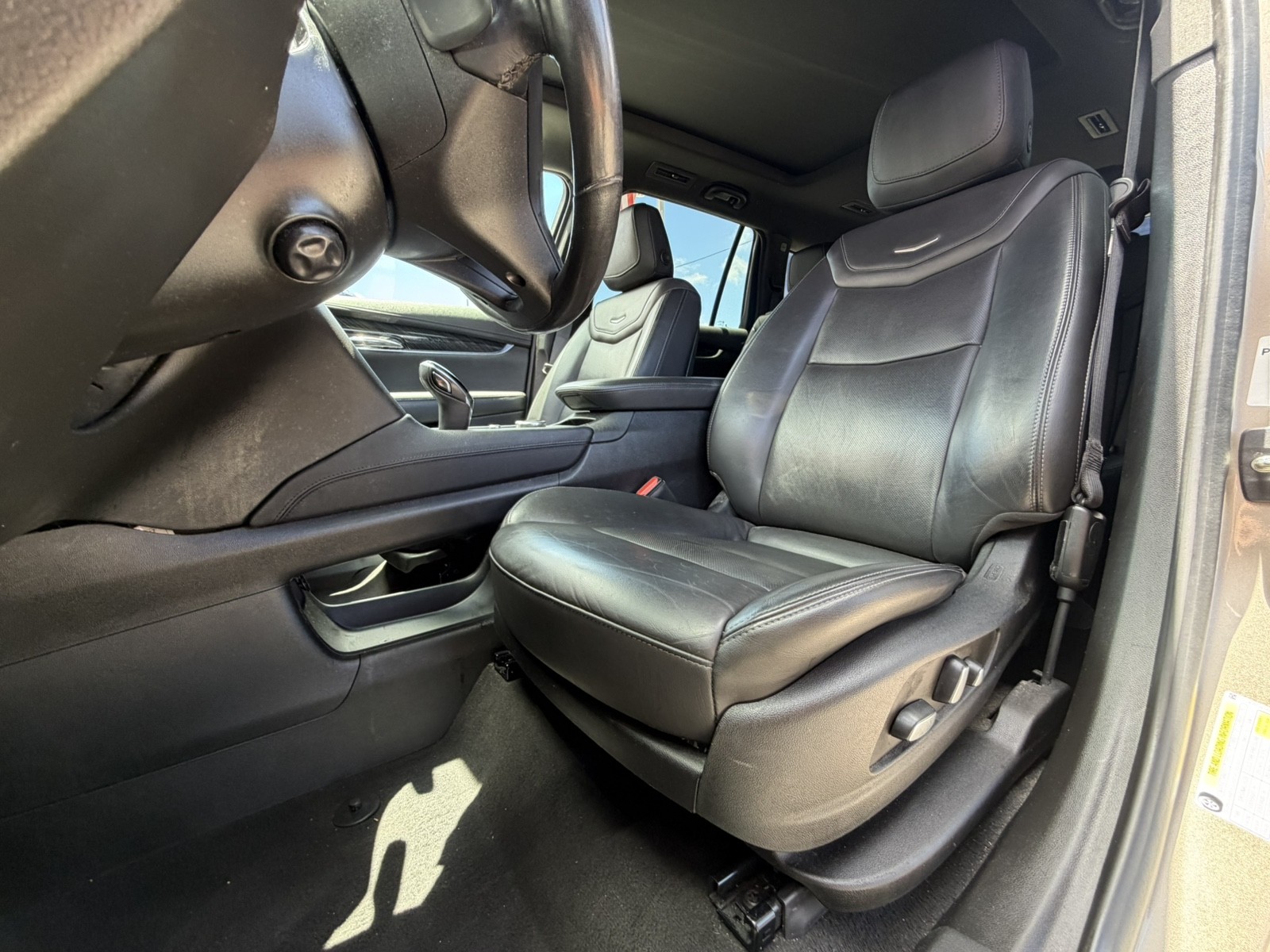 2022 Cadillac XT6 - $25,988