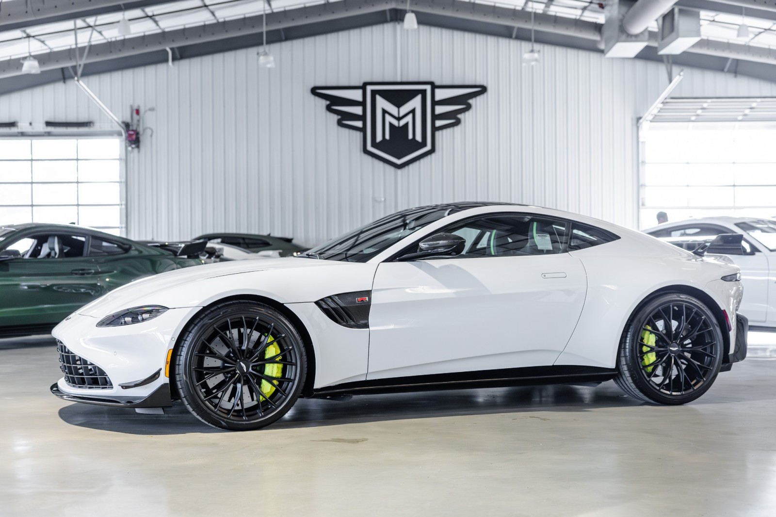 2023 Aston Martin Vantage F1's photo