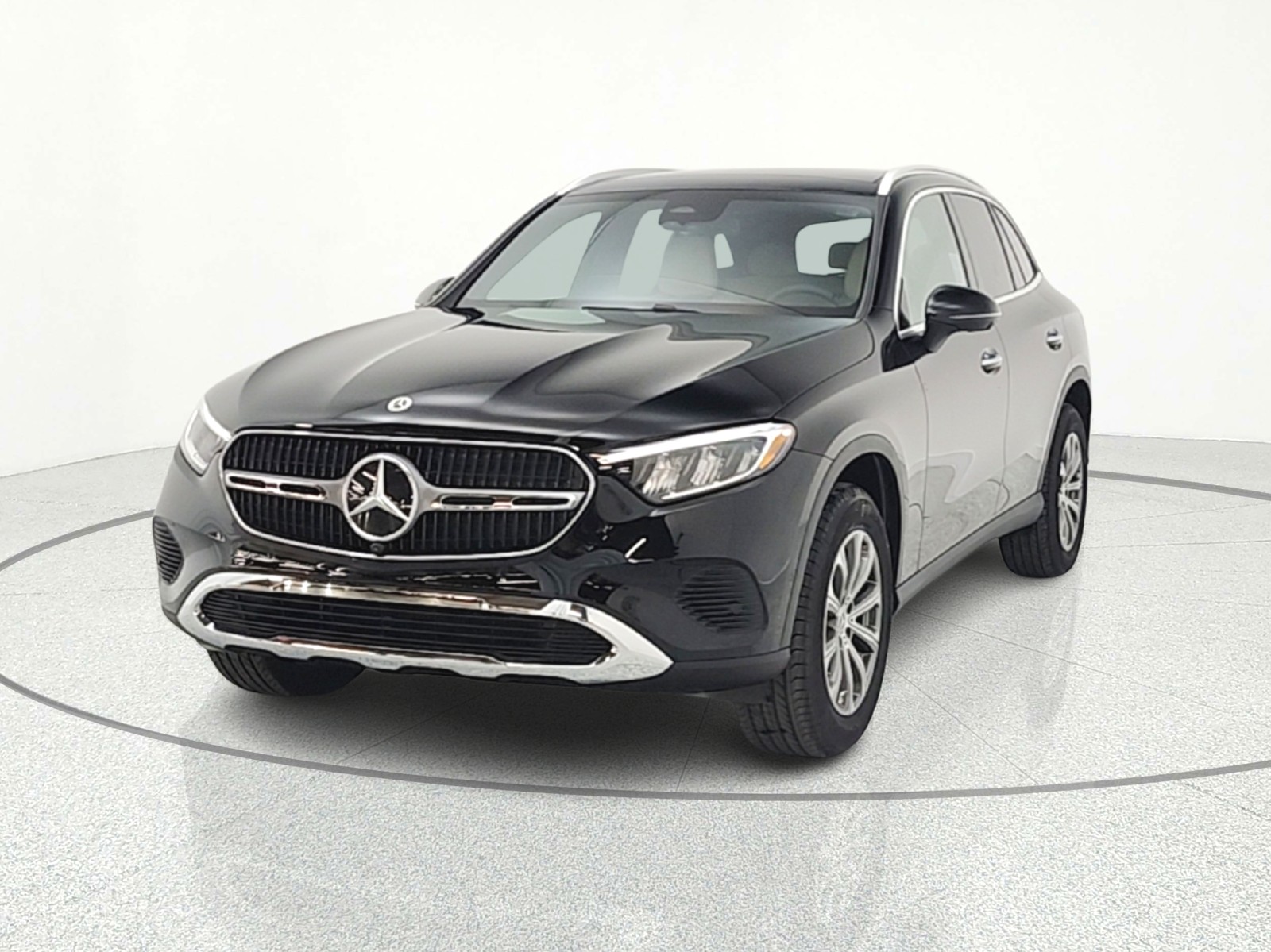 New 2026 Black Mercedes-Benz GLC 300 image 2