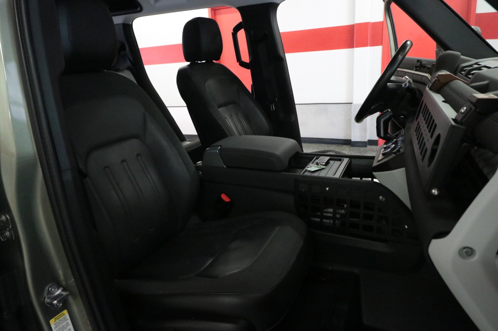 Used Car 2020 Land Rover Defender  Se For Sale Under $40,000 In Austin, Texas